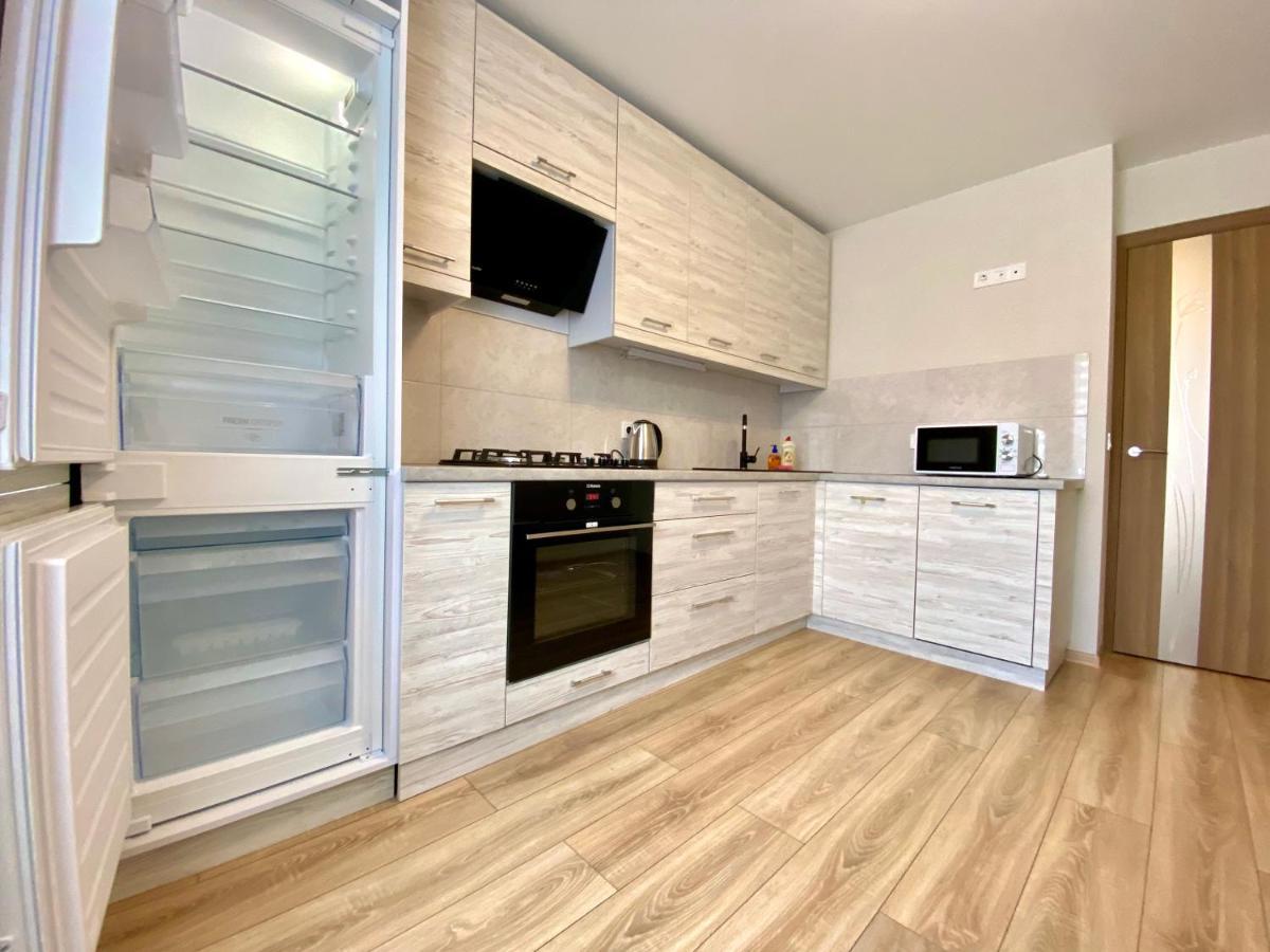 Apartpoltava Стильні 2-Кімн Апартаменти Біля Пд "Листопад" Закрита Парковка, Чек Прро Luaran gambar